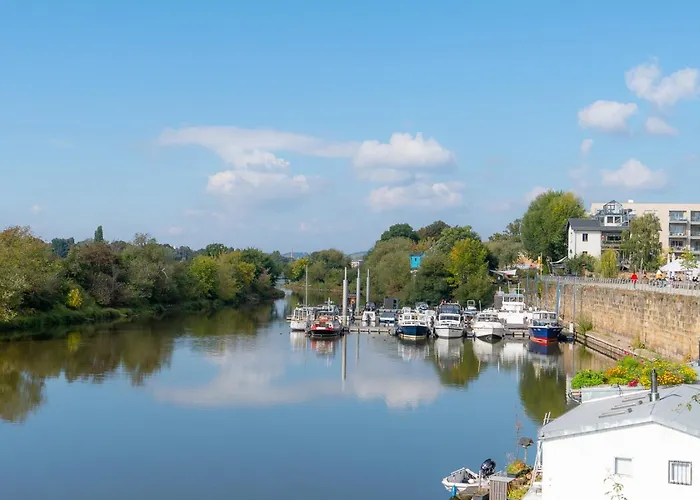 Promenadenquartier Mit Elbblick, Küche Und Parken * Dresden