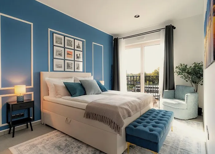 Promenadenquartier Mit Elbblick, Kueche Und Parken * ドレスデン